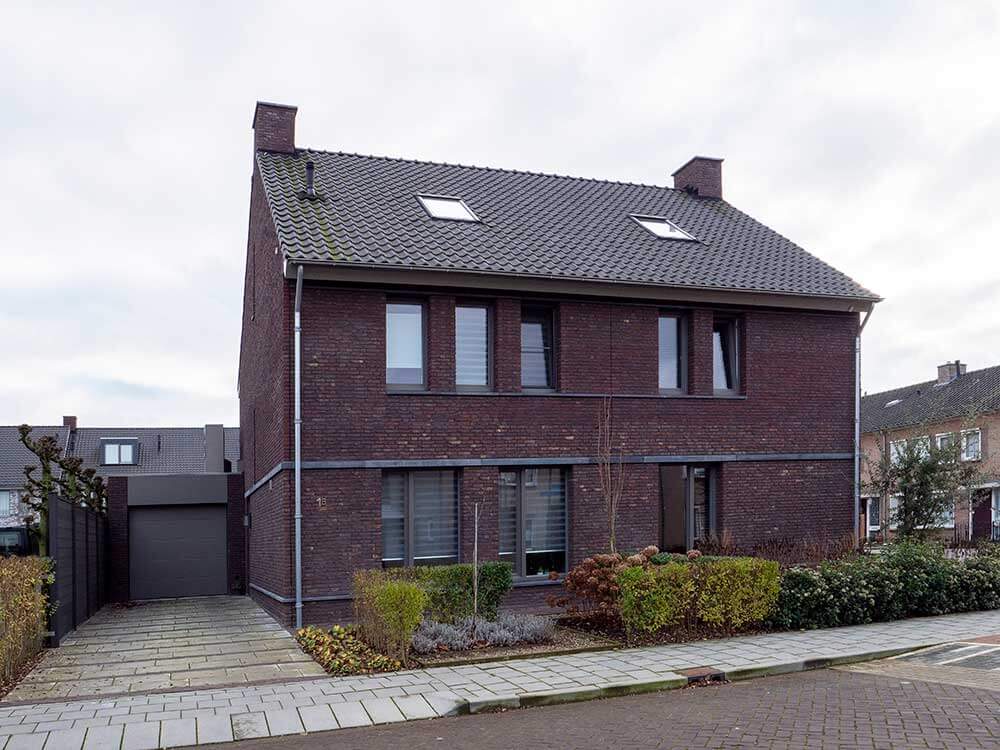 Twee onder één kap woning Schaijk